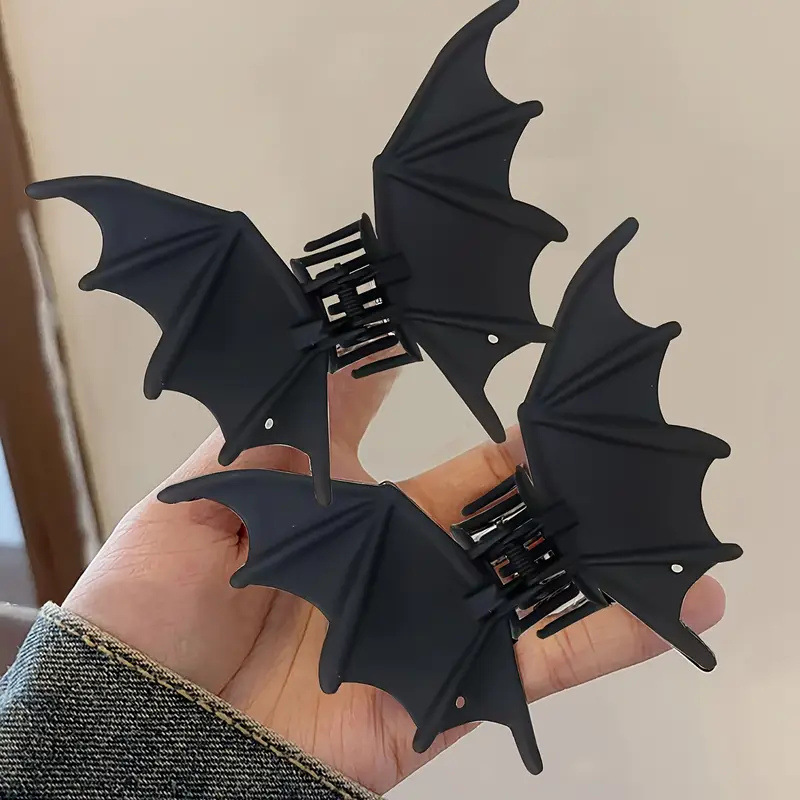 Matte Black Bat Claw Clip Goth - огляд і ціна Cosplay Bat Prop