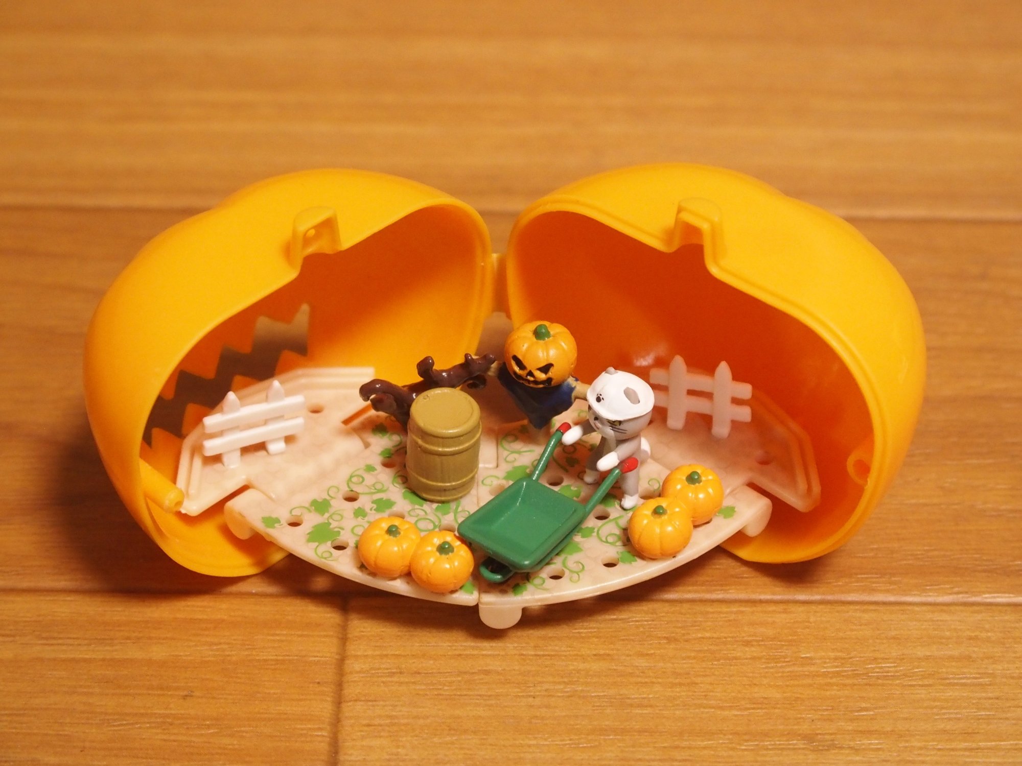 Tarlin capsule toys kawaii 2-w - огляд і ціна Cosplay Bat Prop
